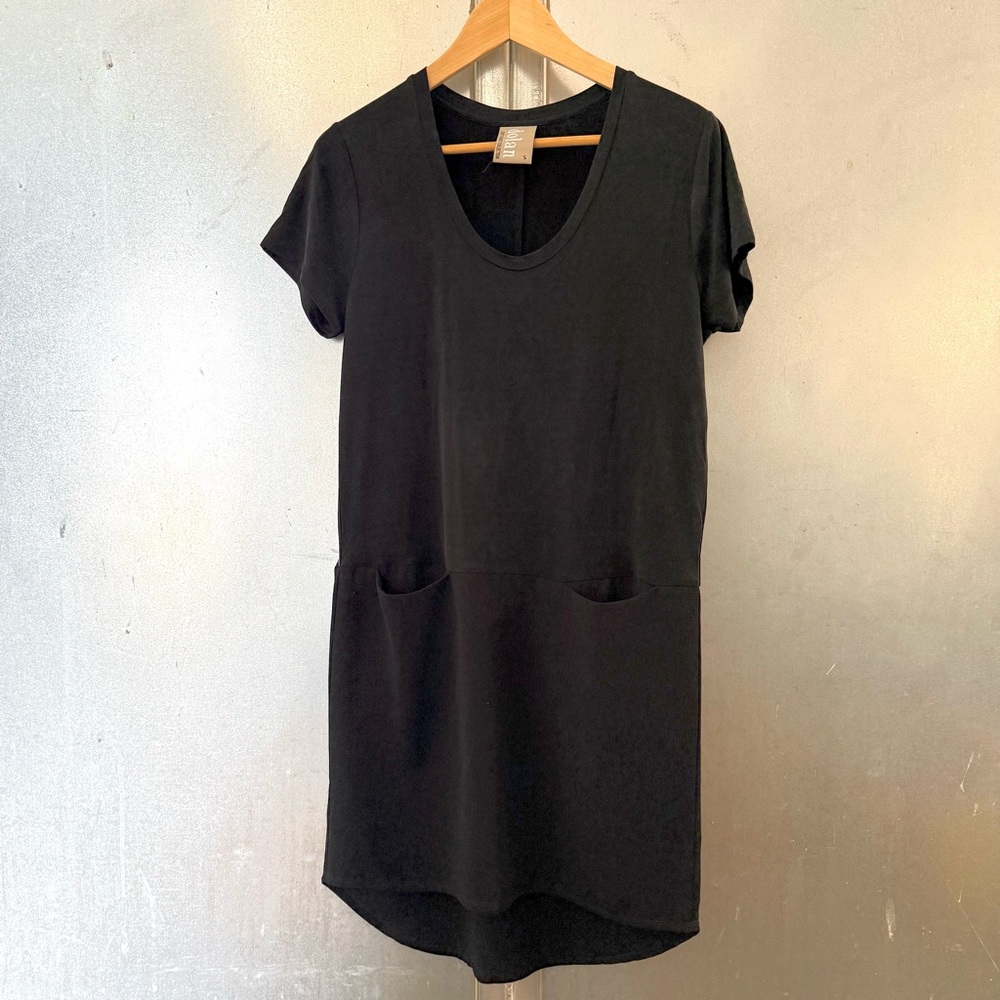 Black Short Sleeve Dress